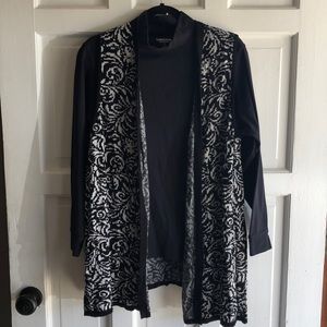 Black turtle neck with patterned sweater vest - XL